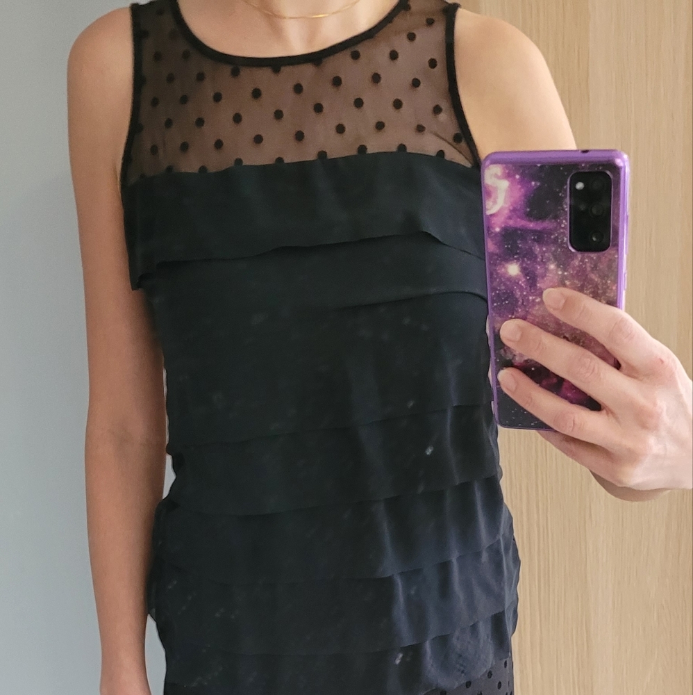 Cute black top